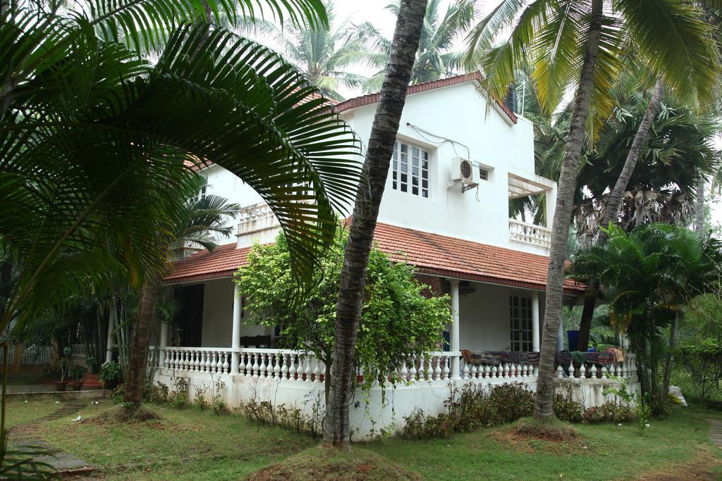 Prince Park Hotel Pondicherry Exterior photo