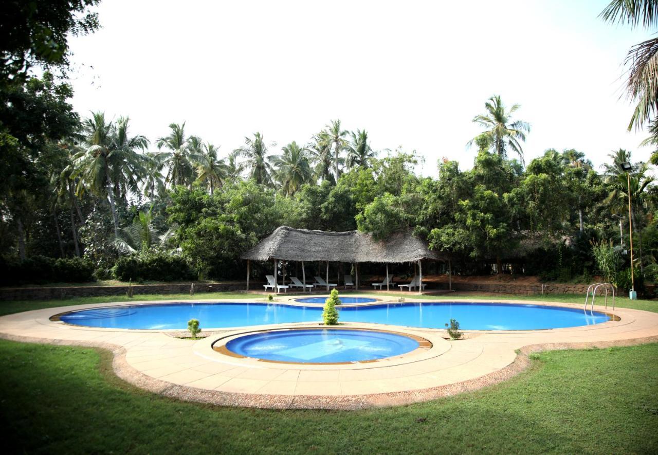 Prince Park Hotel Pondicherry Exterior photo